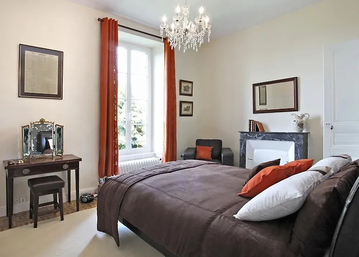 Le Presbytere Bed & Breakfast Saint-Bomer-les-Forges